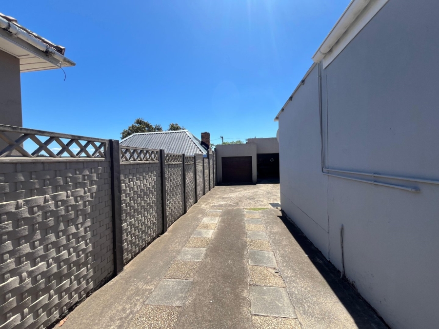 3 Bedroom Property for Sale in Greenfields Eastern Cape